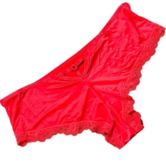 Victoria's Secret VERY SEXY
Lace-Trim Red Cheeky Panty
CUTOUT BACK LACE … - Picture 7 of 17